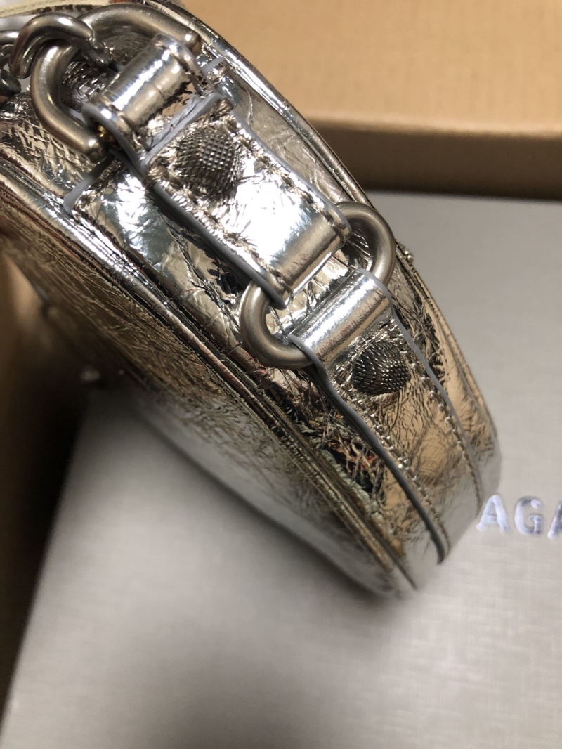 Ba1en*iaga le cagole bags